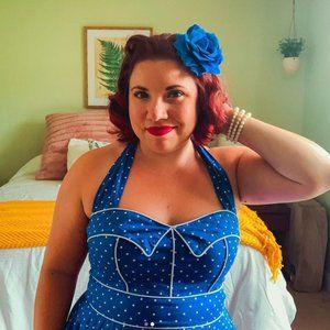 Meet your Posher, Nicole!